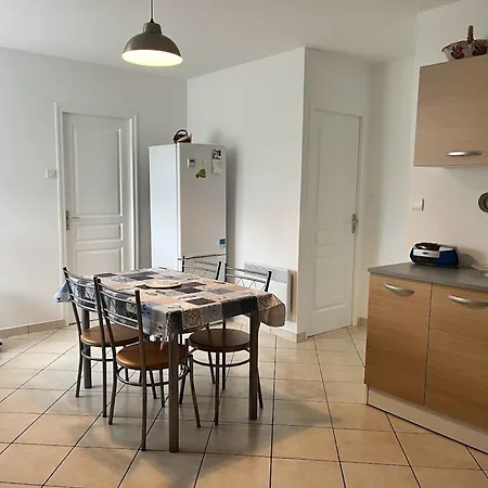 Maison Calme Proche Et Commerces A