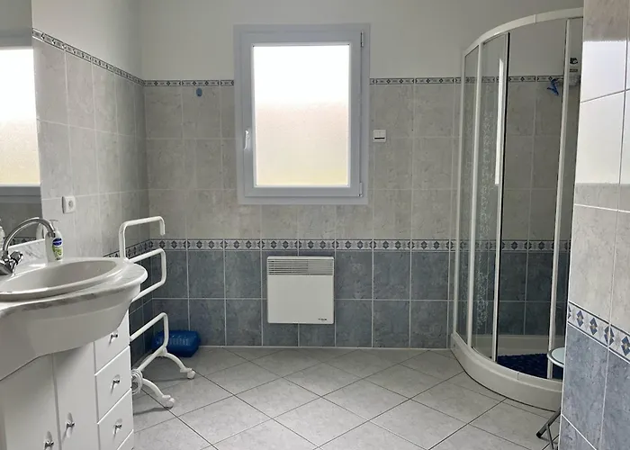 Maison Calme Proche Et Commerces à - Fr-1-194-313 LʼAiguillon-sur-Mer